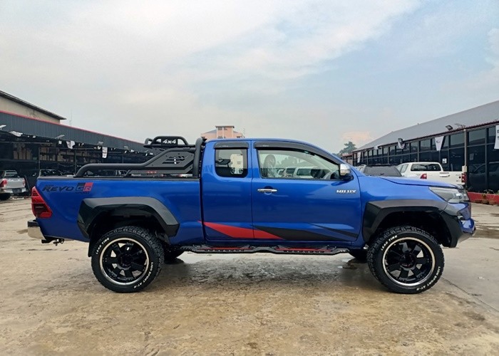 Used 11
                    TOYOTA
                     for Sale Image